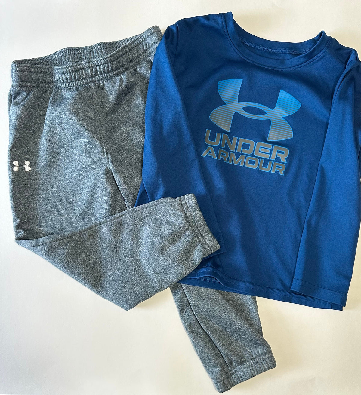 Seller 182. Boys under armor 3T