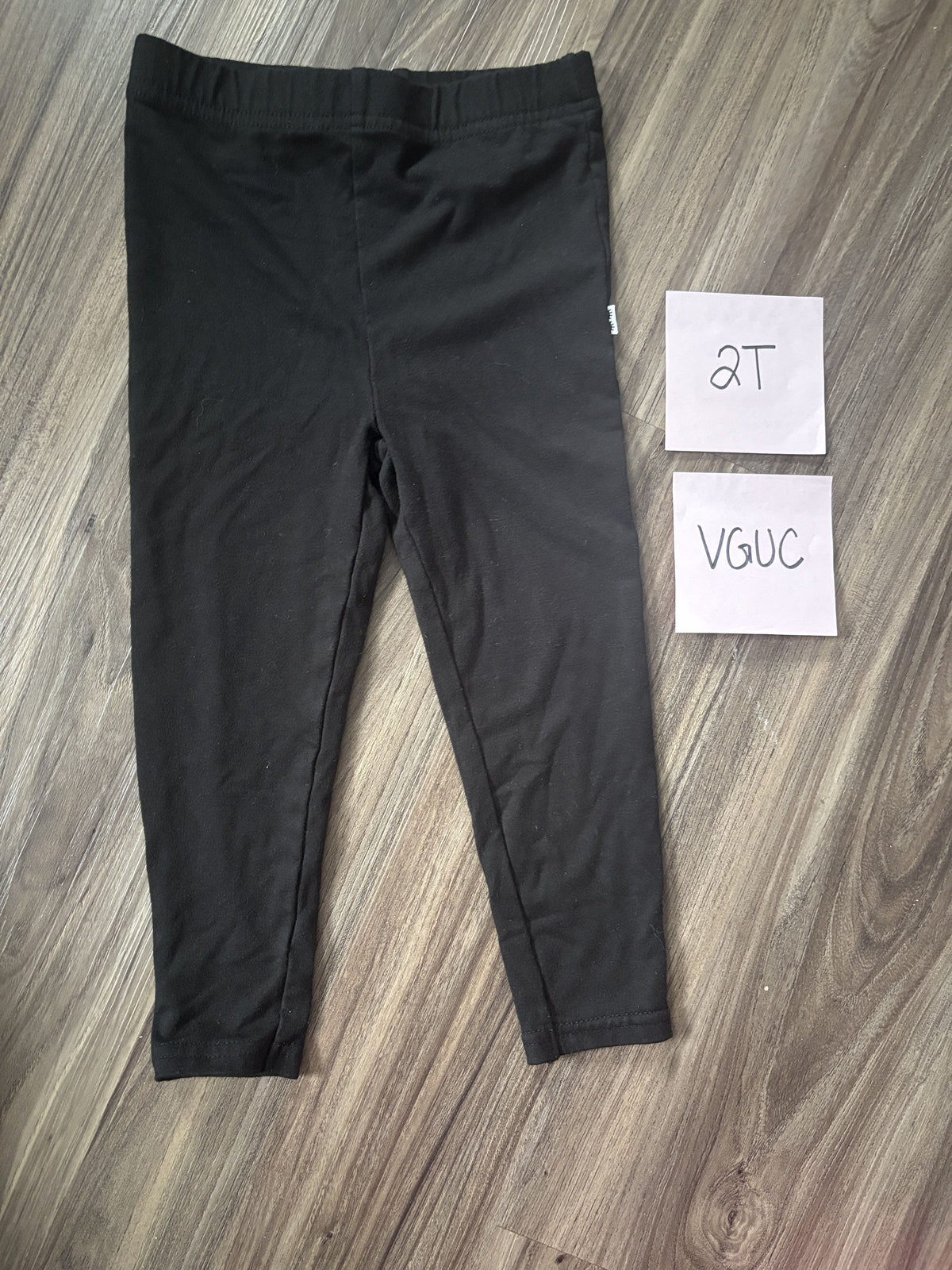 #138 - 2T VGUC Bamboo (Little Sleepies) Black Leggings