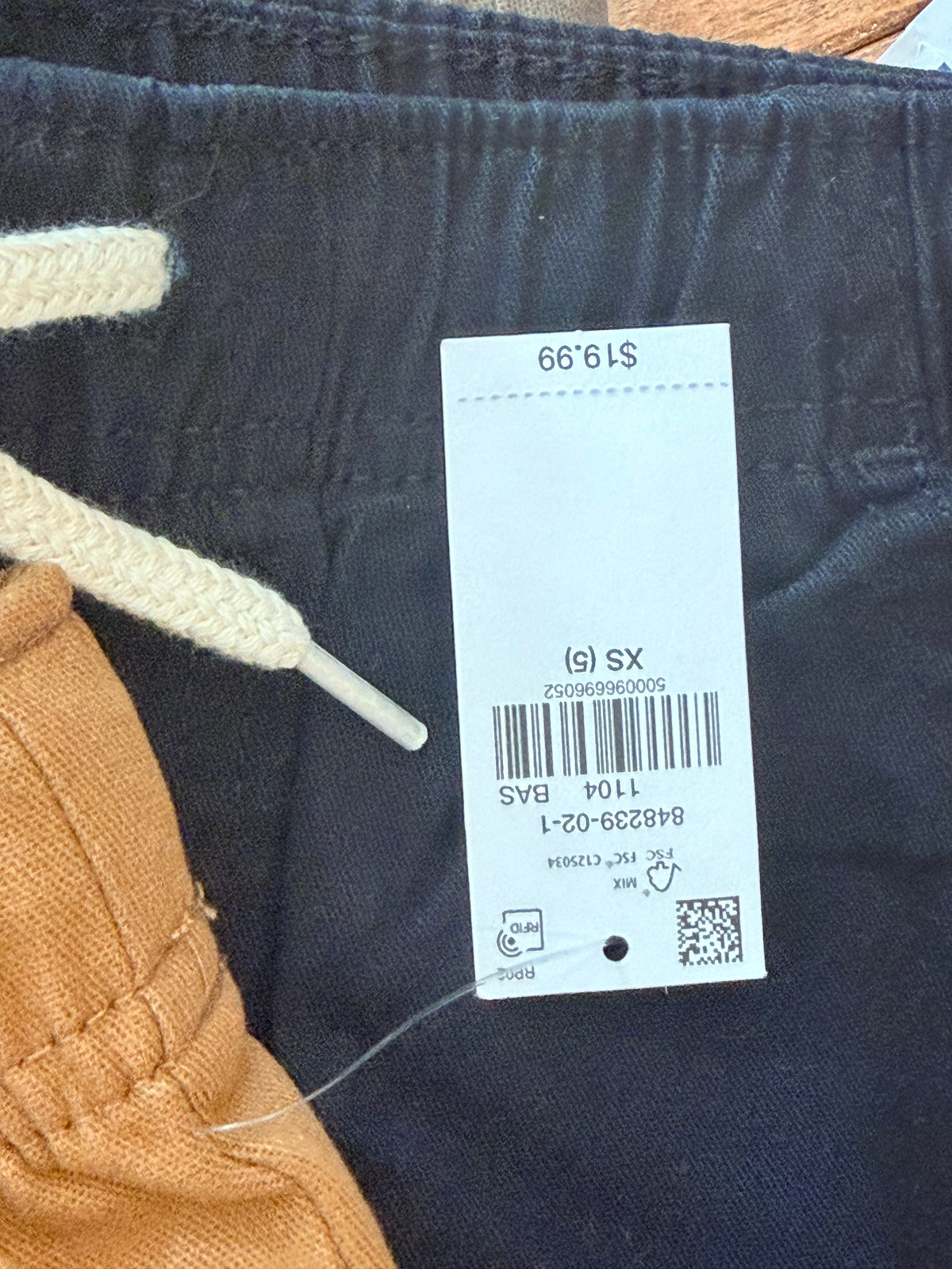 #99 Boys old navy straight leg pants size 5 NWT