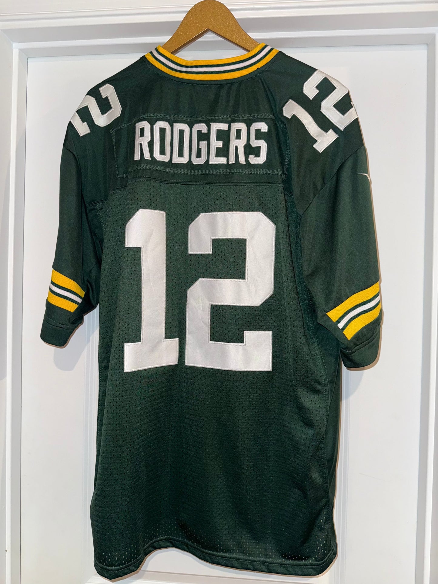 Seller #106: XL Green Bay Packers Rodgers Embroidered Jersey