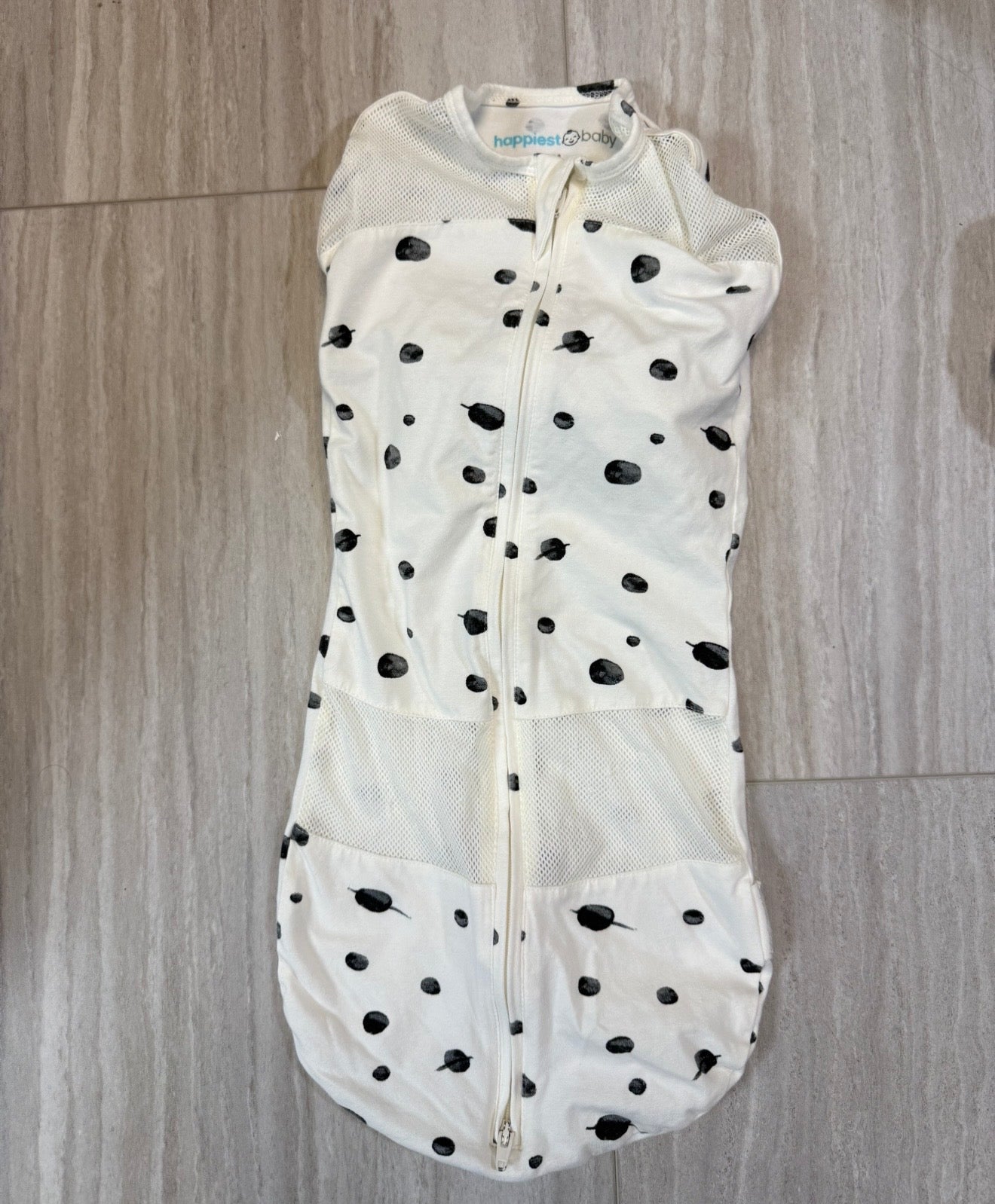#17 Happiest Baby Sleepea Swaddle White Polka Dot Size Medium