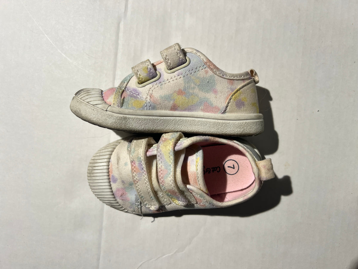 #95 Girls 7T Cat and Jack Sneakers