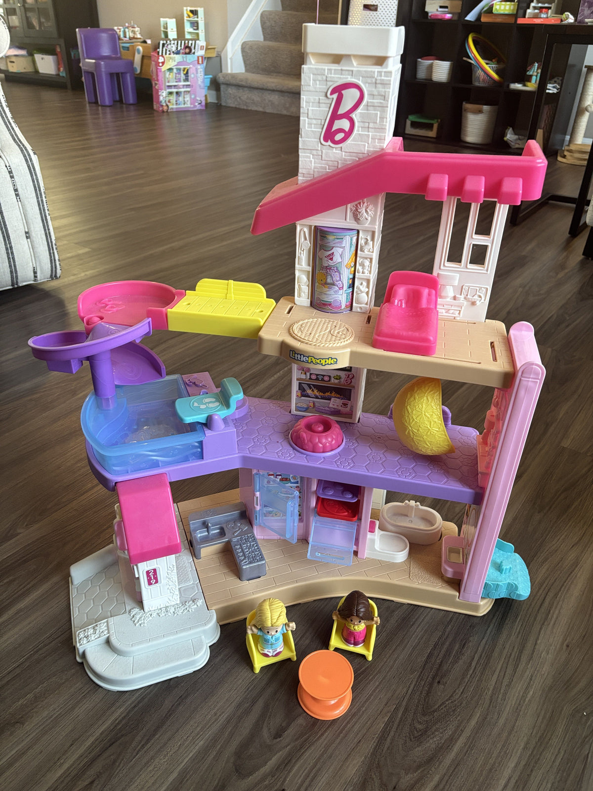 #138 - Little People Barbie House w/accessories
