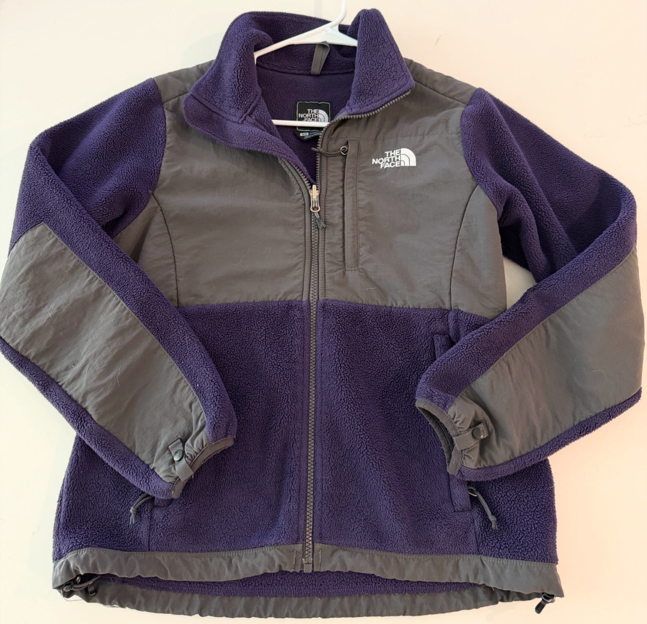 #212 women’s small North face jacket