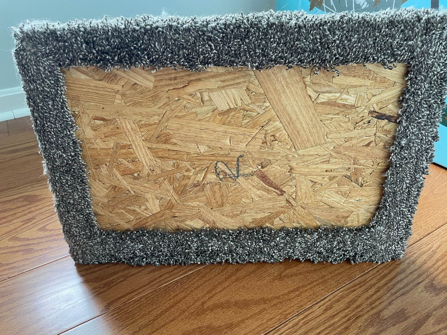 #42 REDUCED Cat Scratching Post