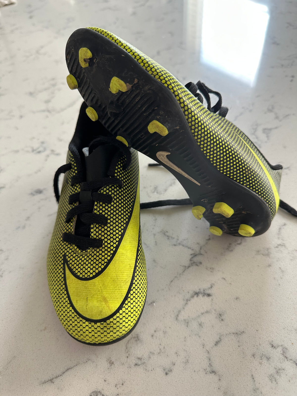 Seller 42, Nike Soccer Cleats, Boys Size 12