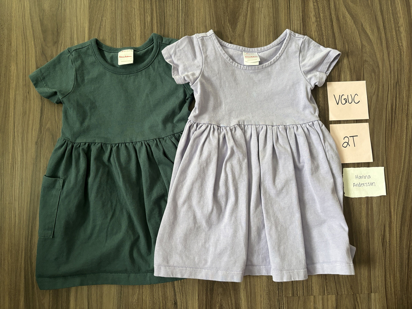 #138 - 2T VGUC Hanna Andersson Dresses (2) (Green + Purple)