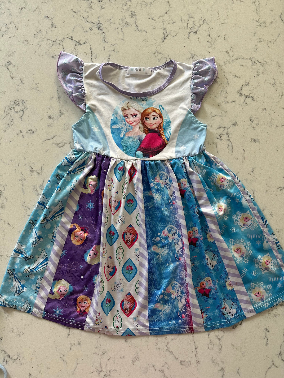 Seller 42, Frozen Dress, Girls Size 5 (120)