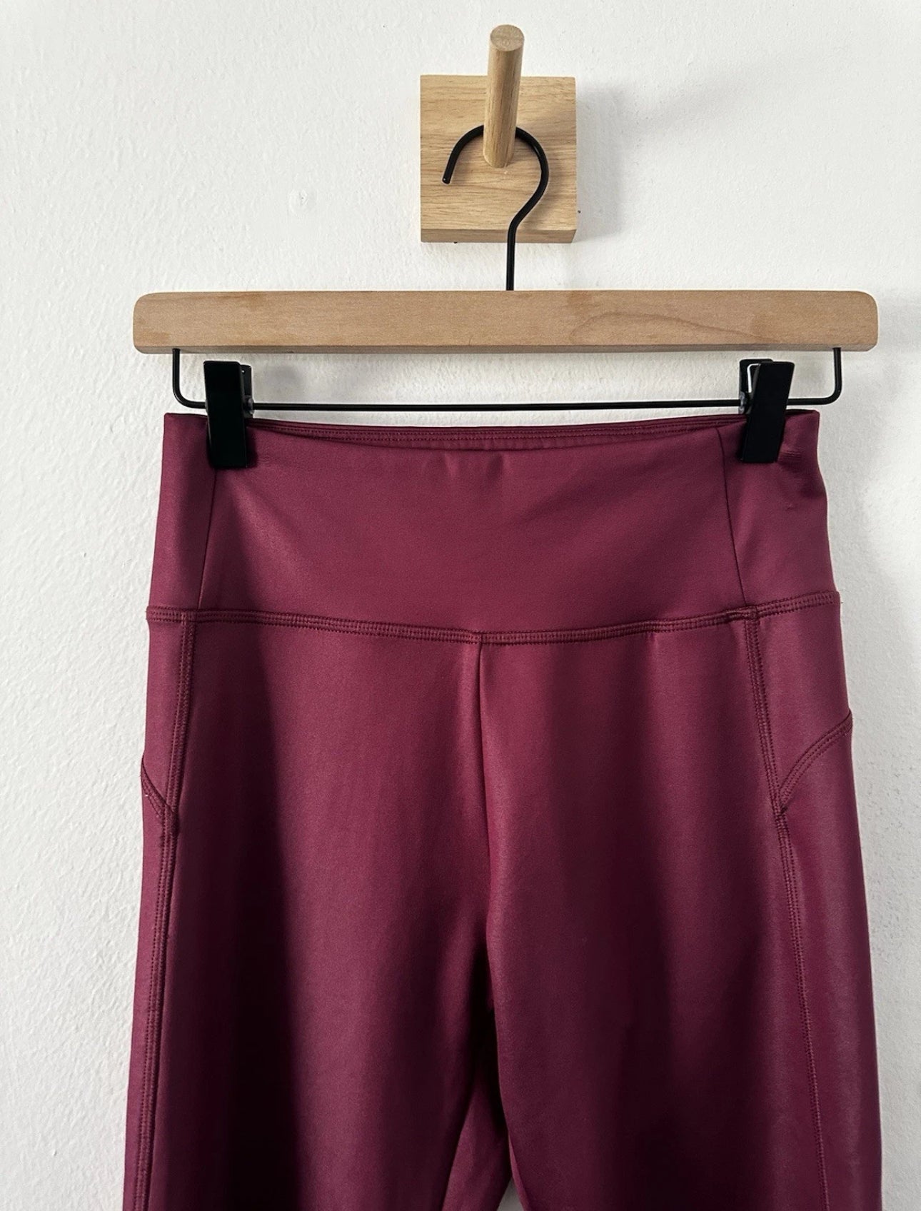#111 Adidas Women's X Zoe Saldana AEROREADY Burgundy Shine Leggings Small Activewear