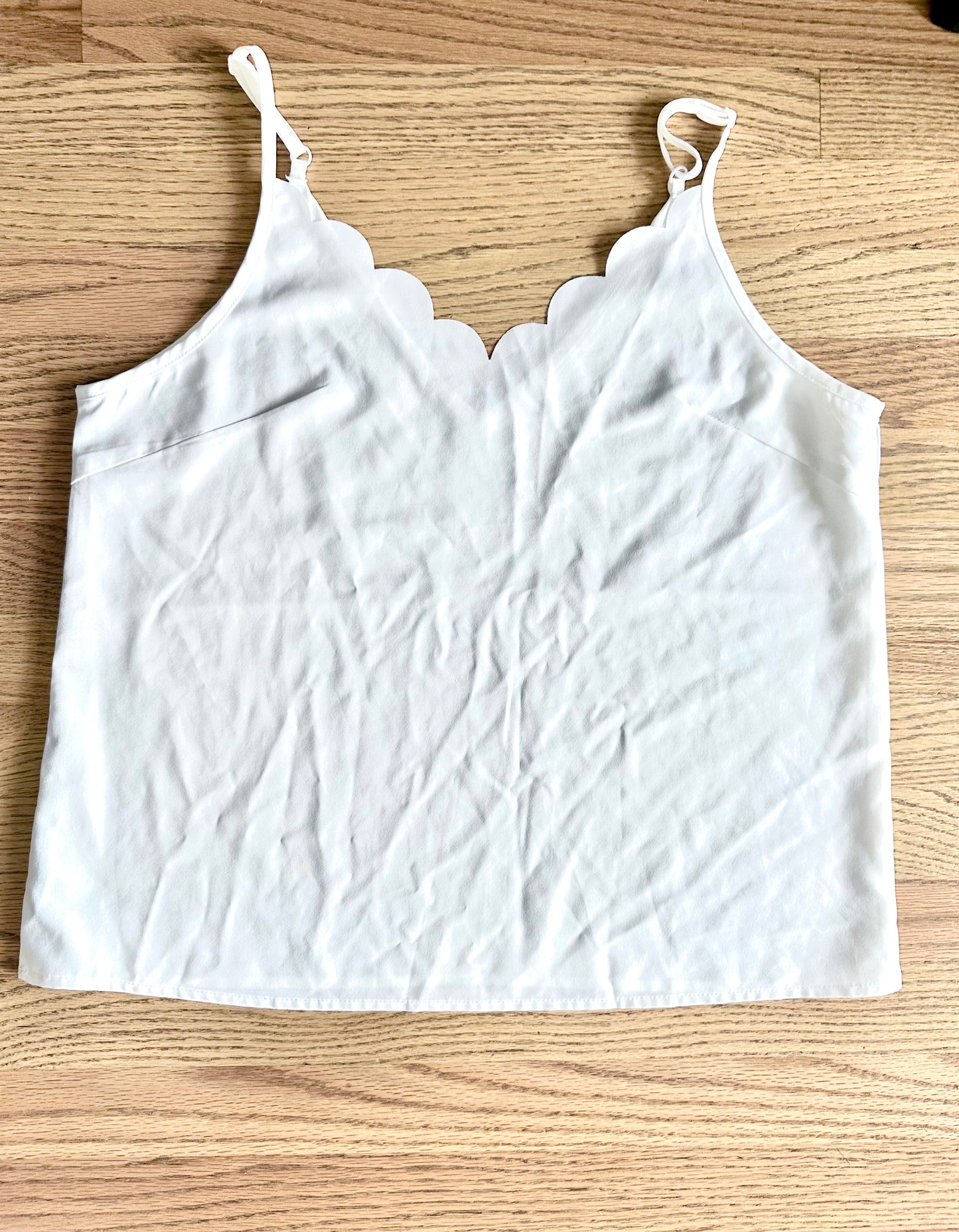 #198- Women’s, Amazon, Scalloped White Tank Blouse- Large