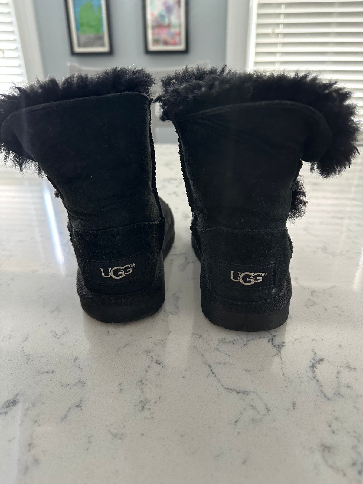 Seller 42, UGG Boot, Black, Girls Size 10