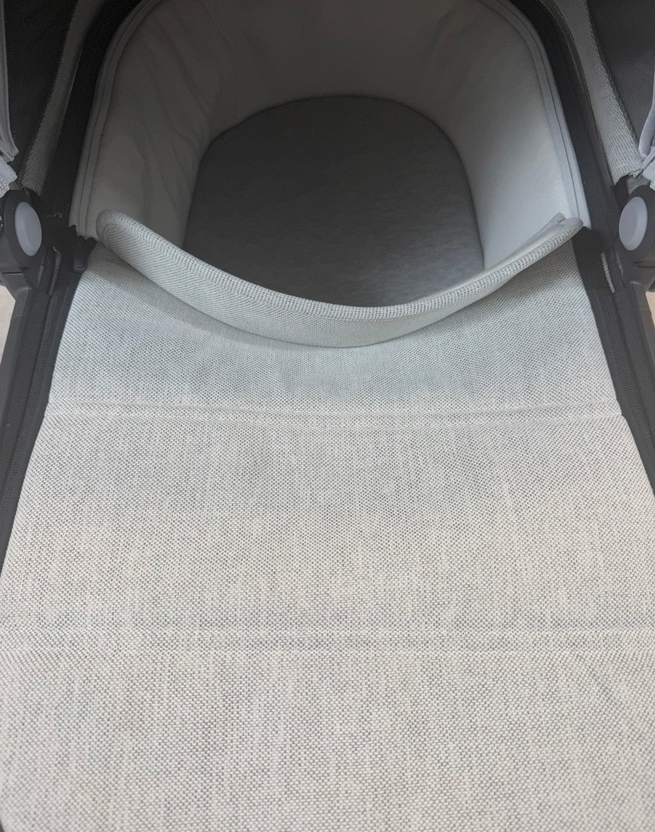 #17 REDUCED Uppababy Bassinet v2