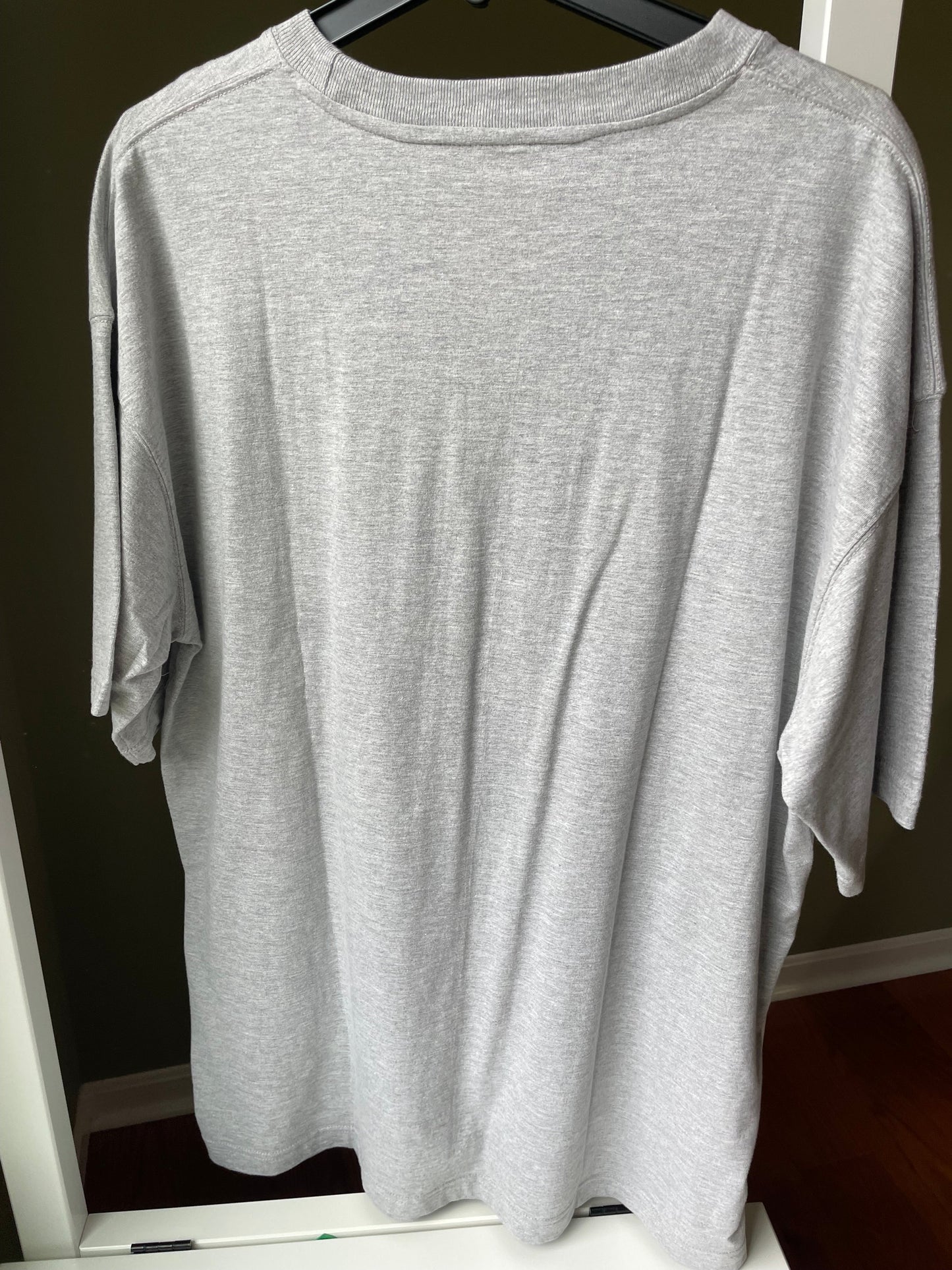 #42 REDUCED University of Dayton Men's XXL Tee