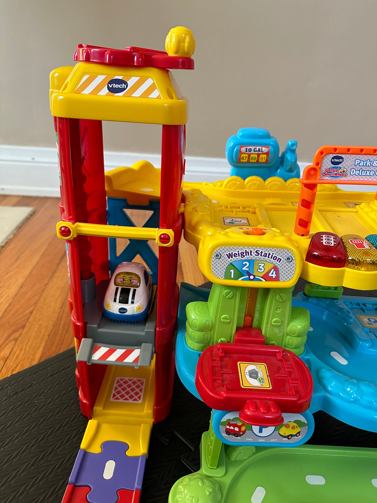 Seller 42, VTech Go! Go! Smart Wheels Park & Learn Deluxe Garage & Ultimate Park Set, EUC