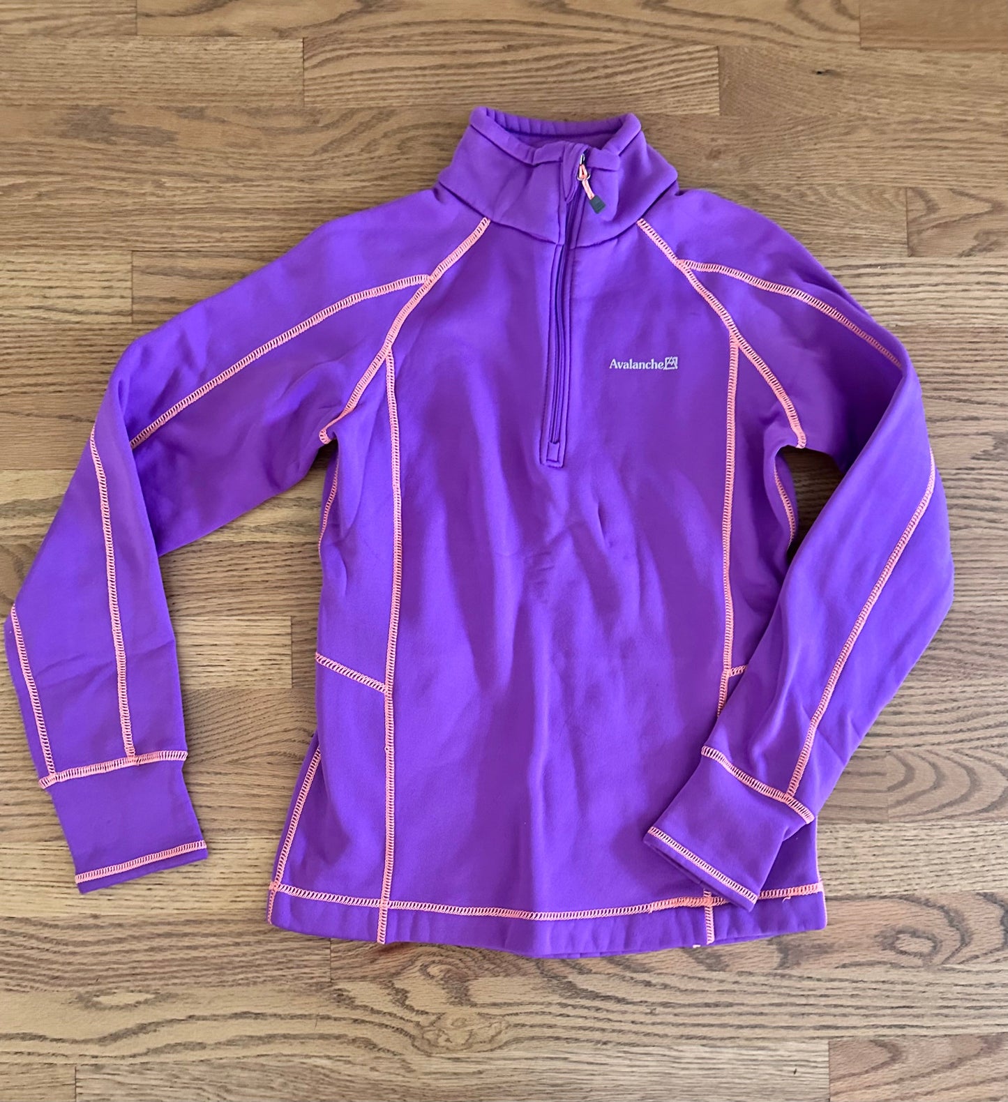 #198- Women’s, Avalanche Purple Pullover- Size small