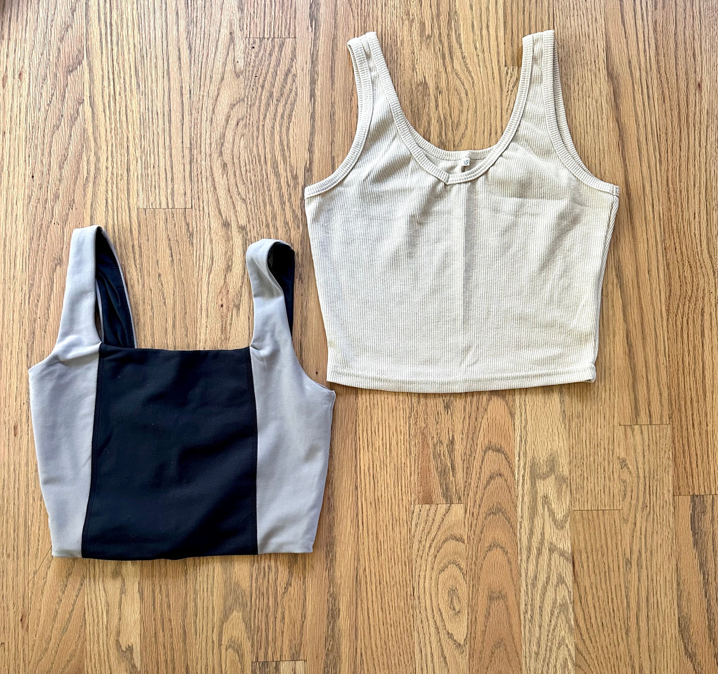 #198- Women’s, Abercrombie & Fitch YPB, Black & Taupe Athletic Crop Tank- Size XS