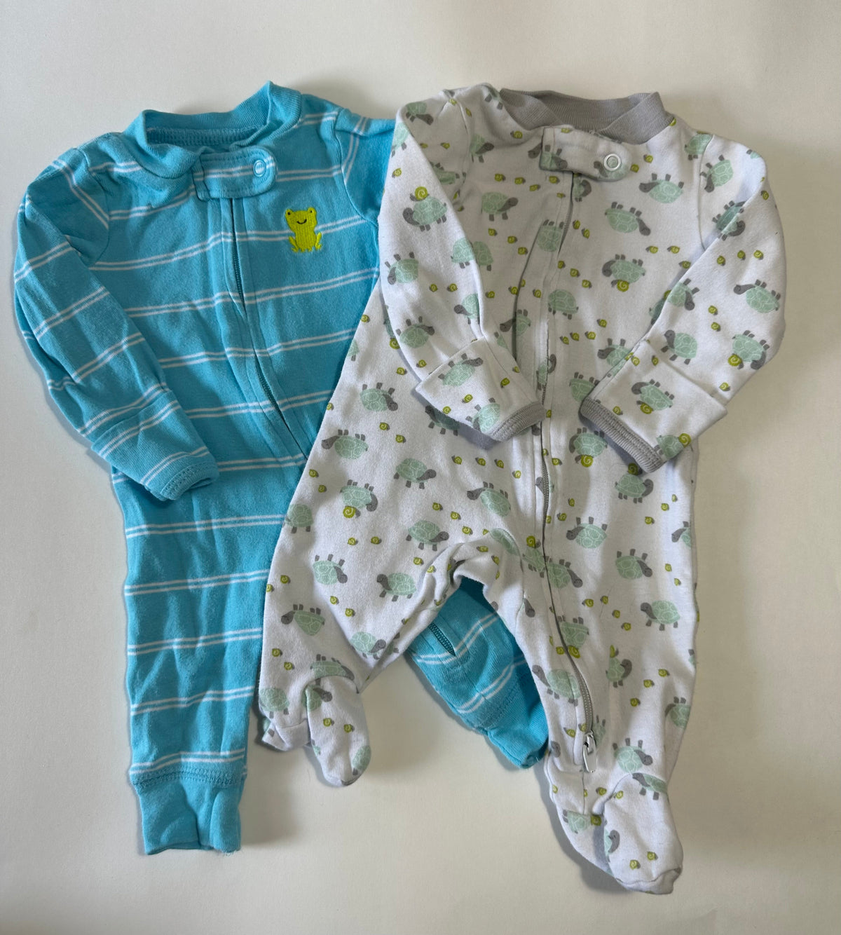 Seller 182. Newborn Carters onesies