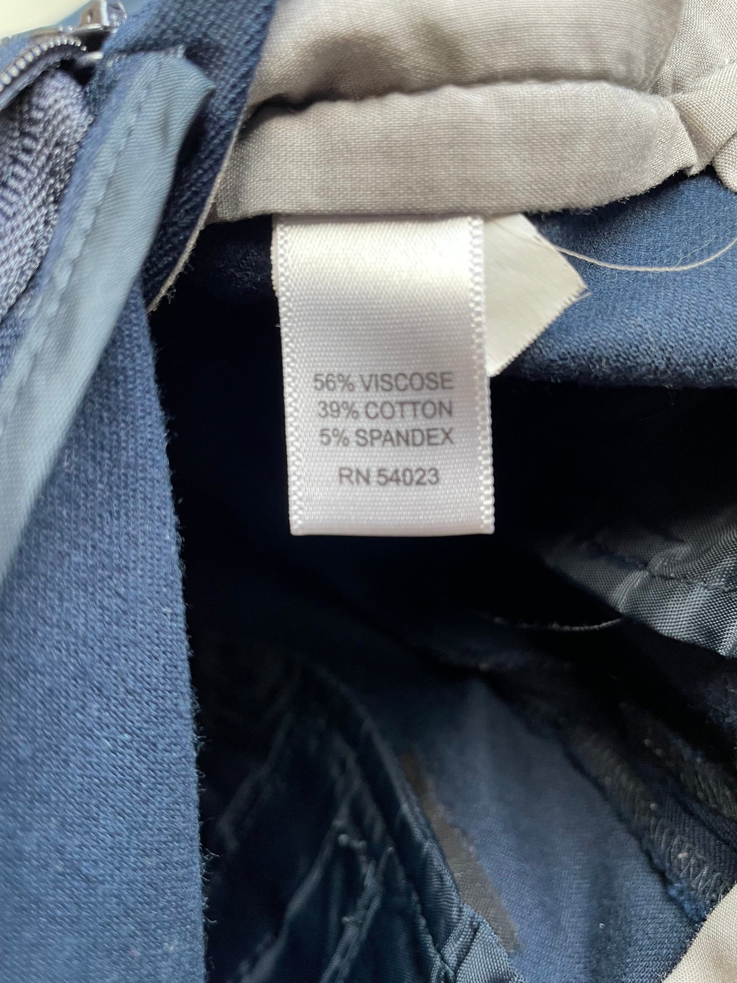 #42 REDUCED Banana Republic Navy Sloan Fit Women's Dress Pants Size 6