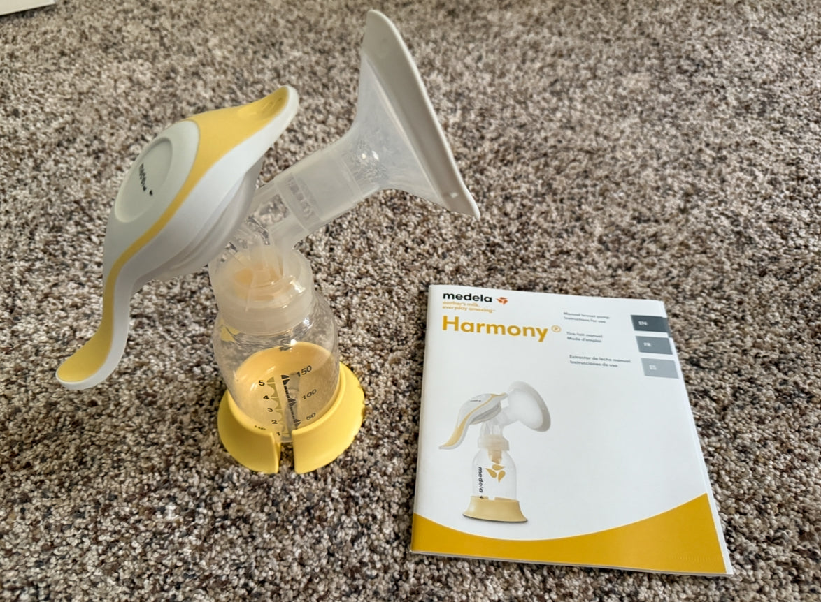 SELLER #6 Medela Harmony Manual Breast Pump