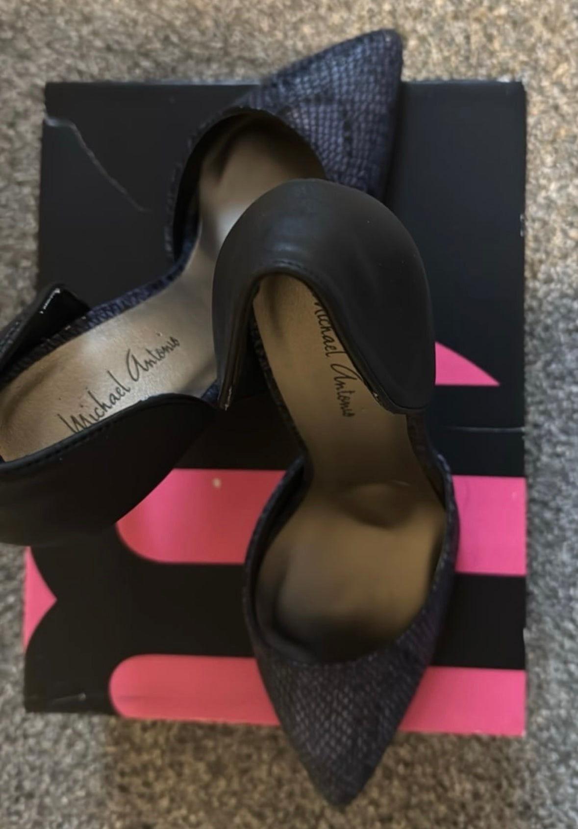 #53 women’s heel size 7.5
