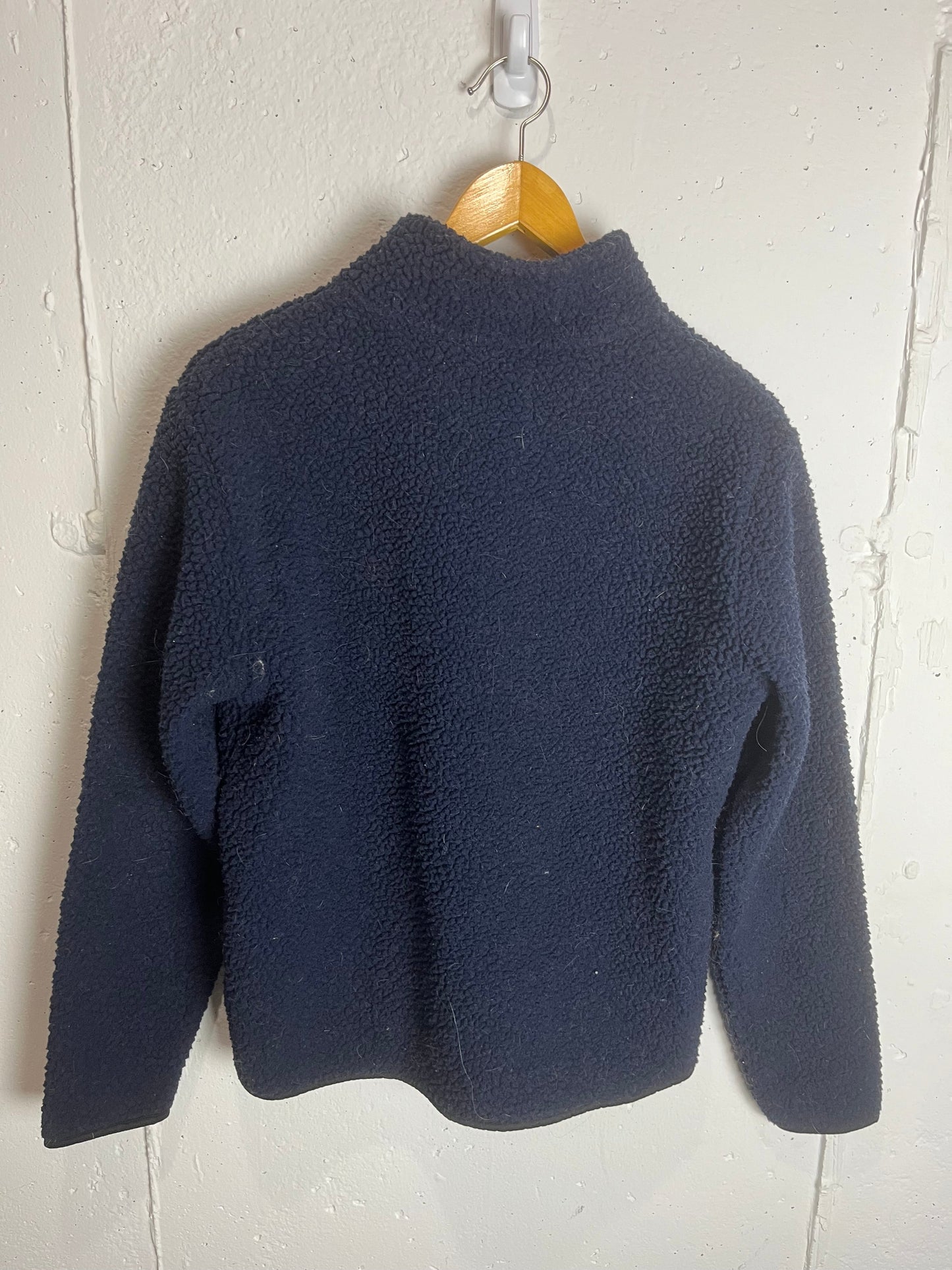 Seller 175 - Old Navy Sherpa Pullover (small)