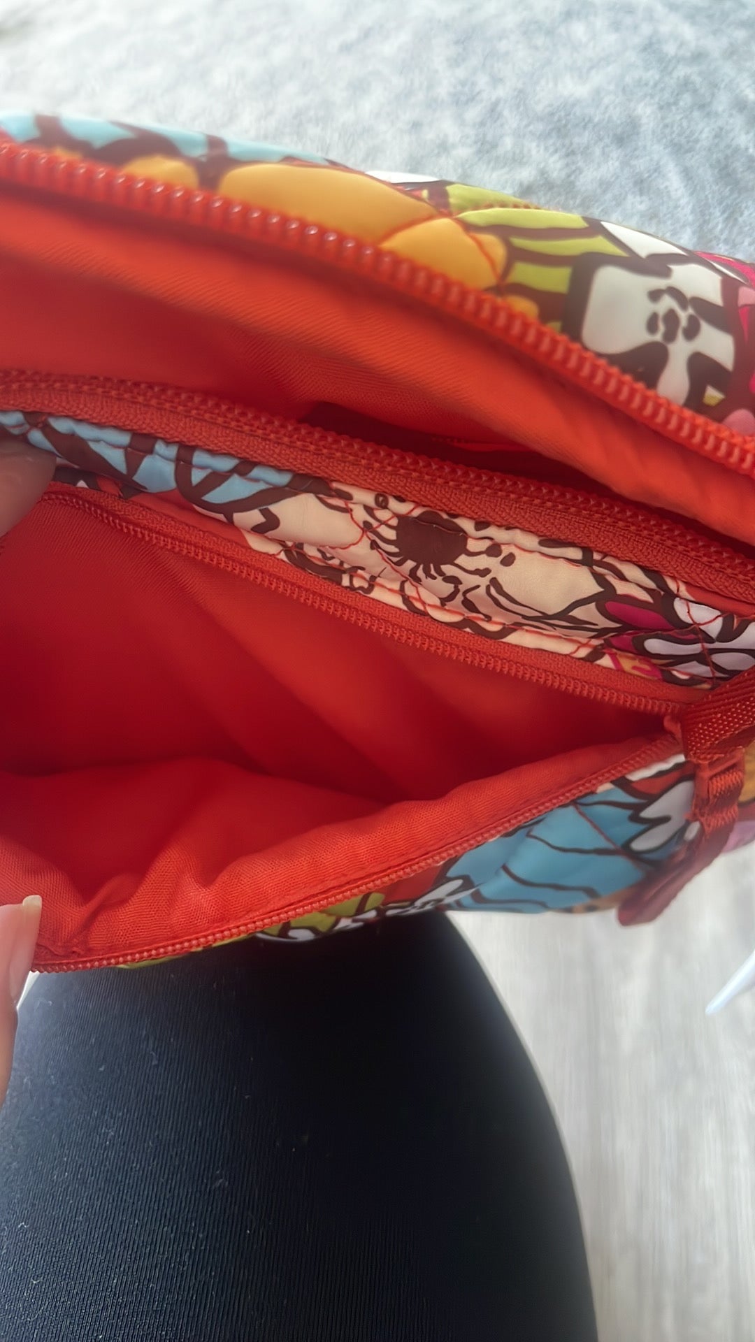 #116 NWT Vera Bradley large Belt bag in Midday Garden Print