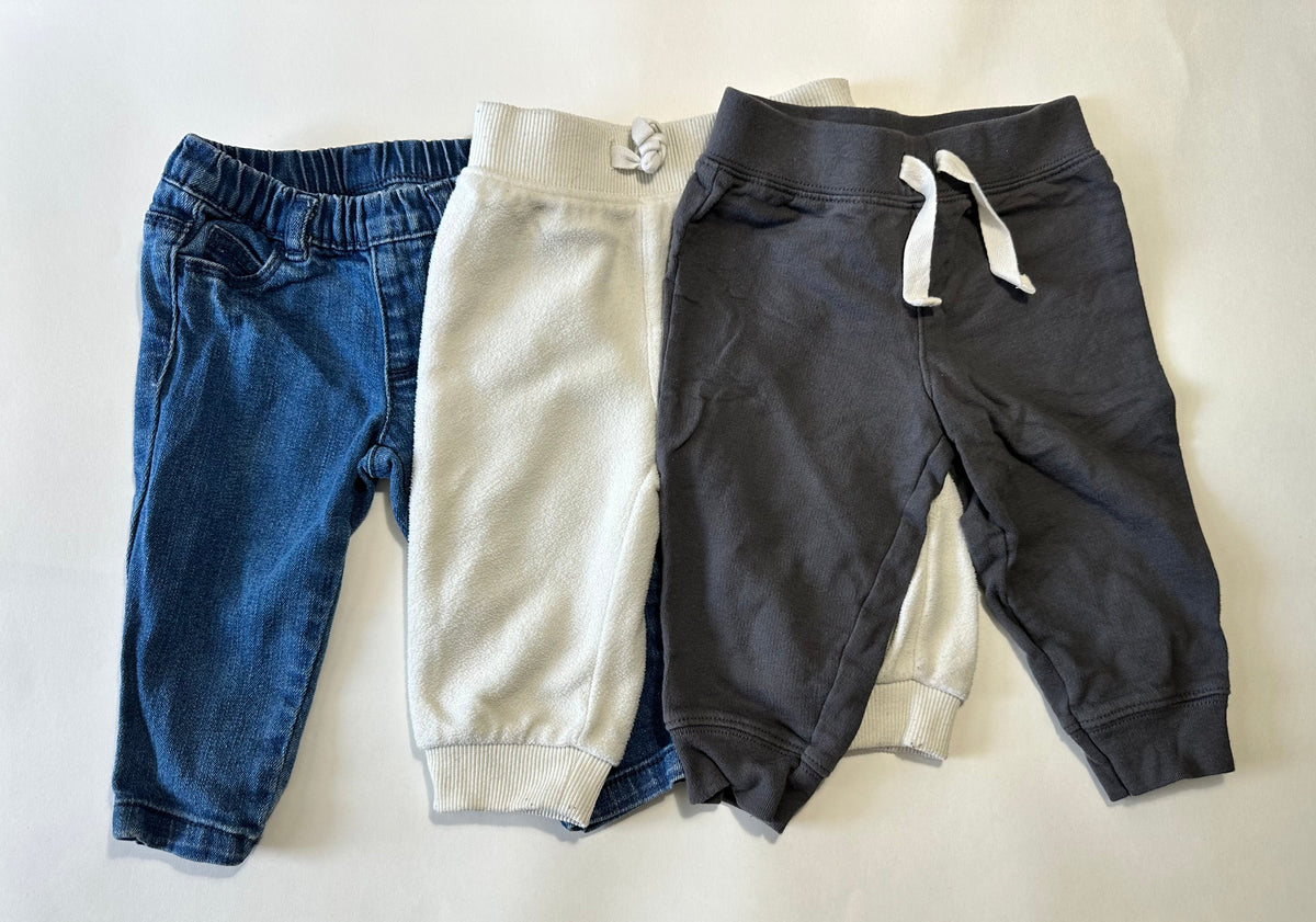 Seller 182. Boys pants. Fits with 6-9 months