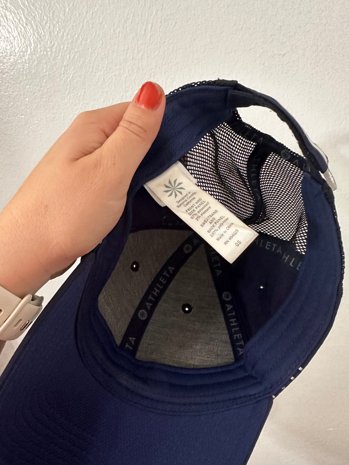 #111 Womens Athleta athletic Navy Hat