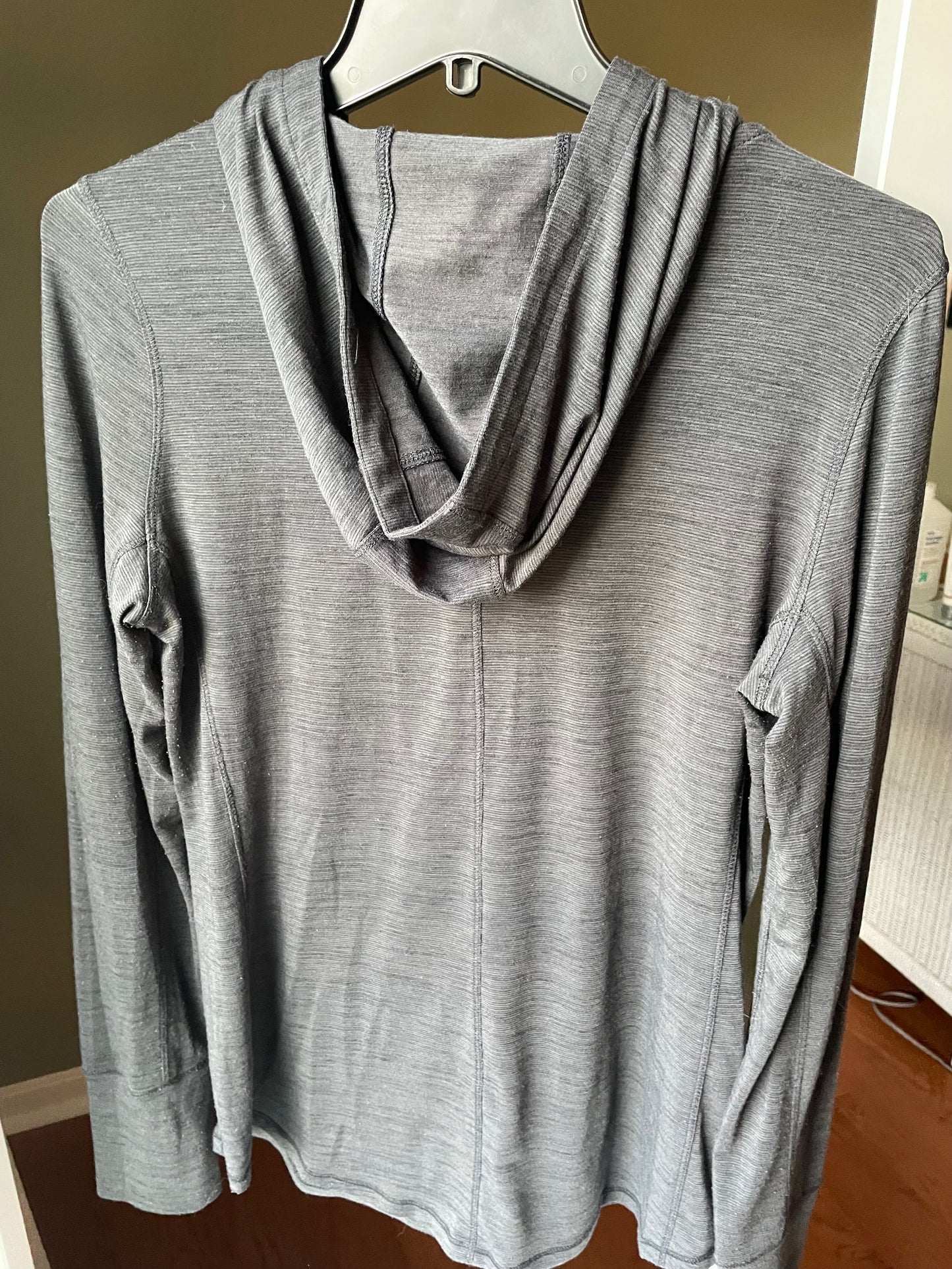 #42 REDUCED Prana Sol Protect Hoodie Women’s Size Small