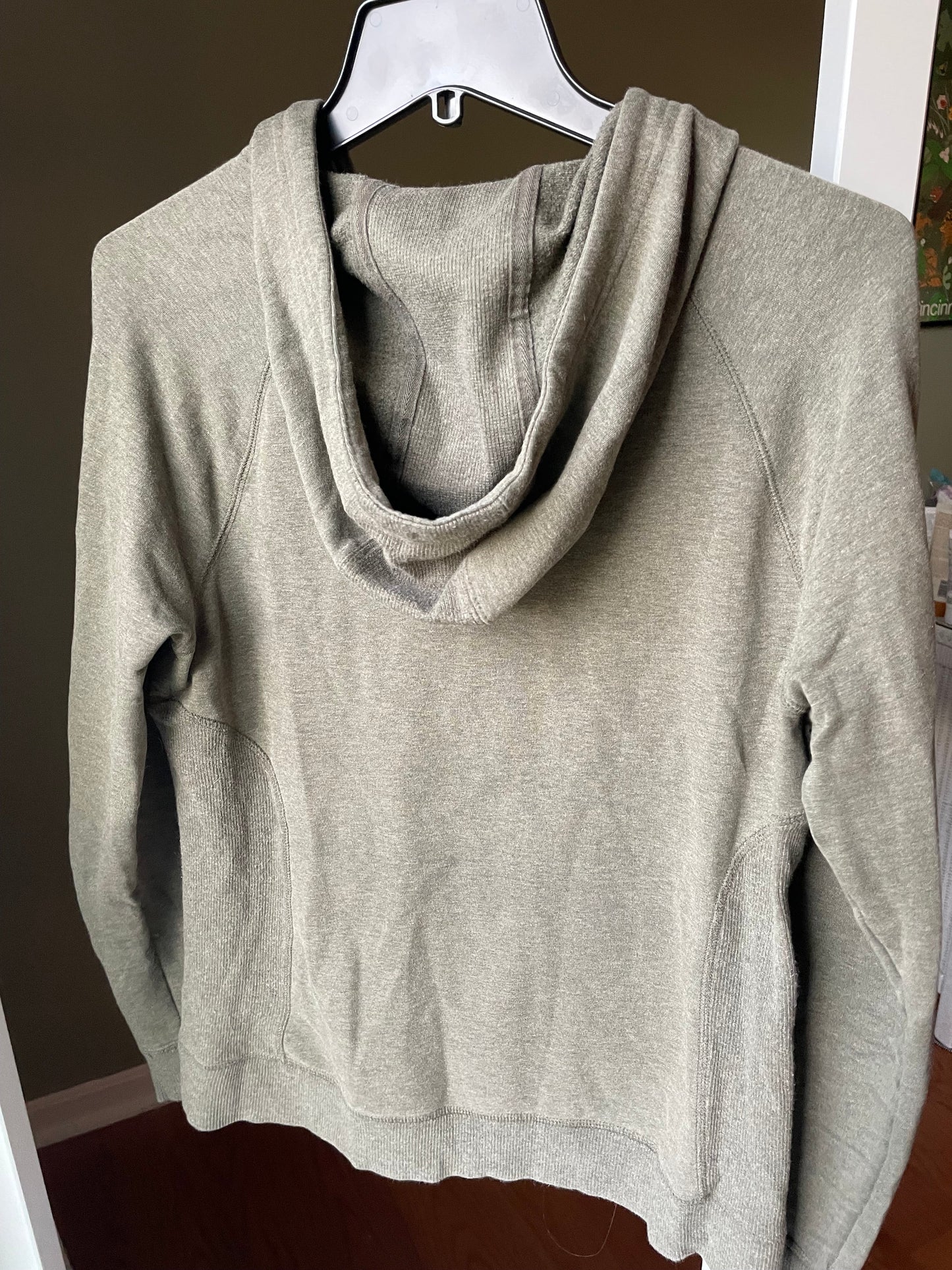 #42 REDUCED L.L. Bean Women’s Full Zip Hooded Sweatshirt Size Small