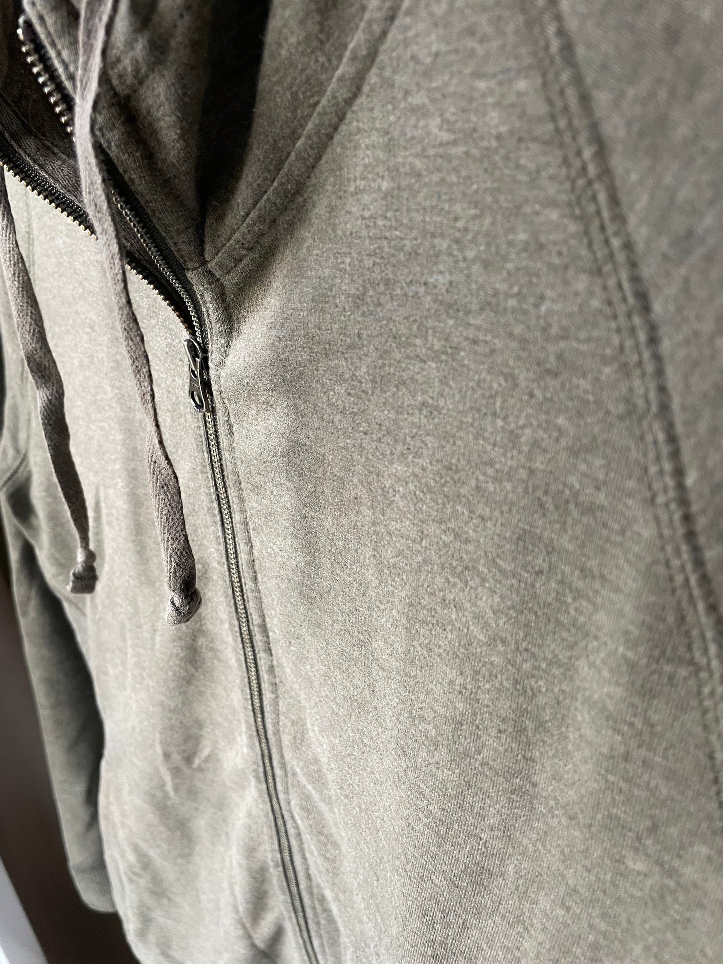 #42 REDUCED L.L. Bean Women’s Full Zip Hooded Sweatshirt Size Small