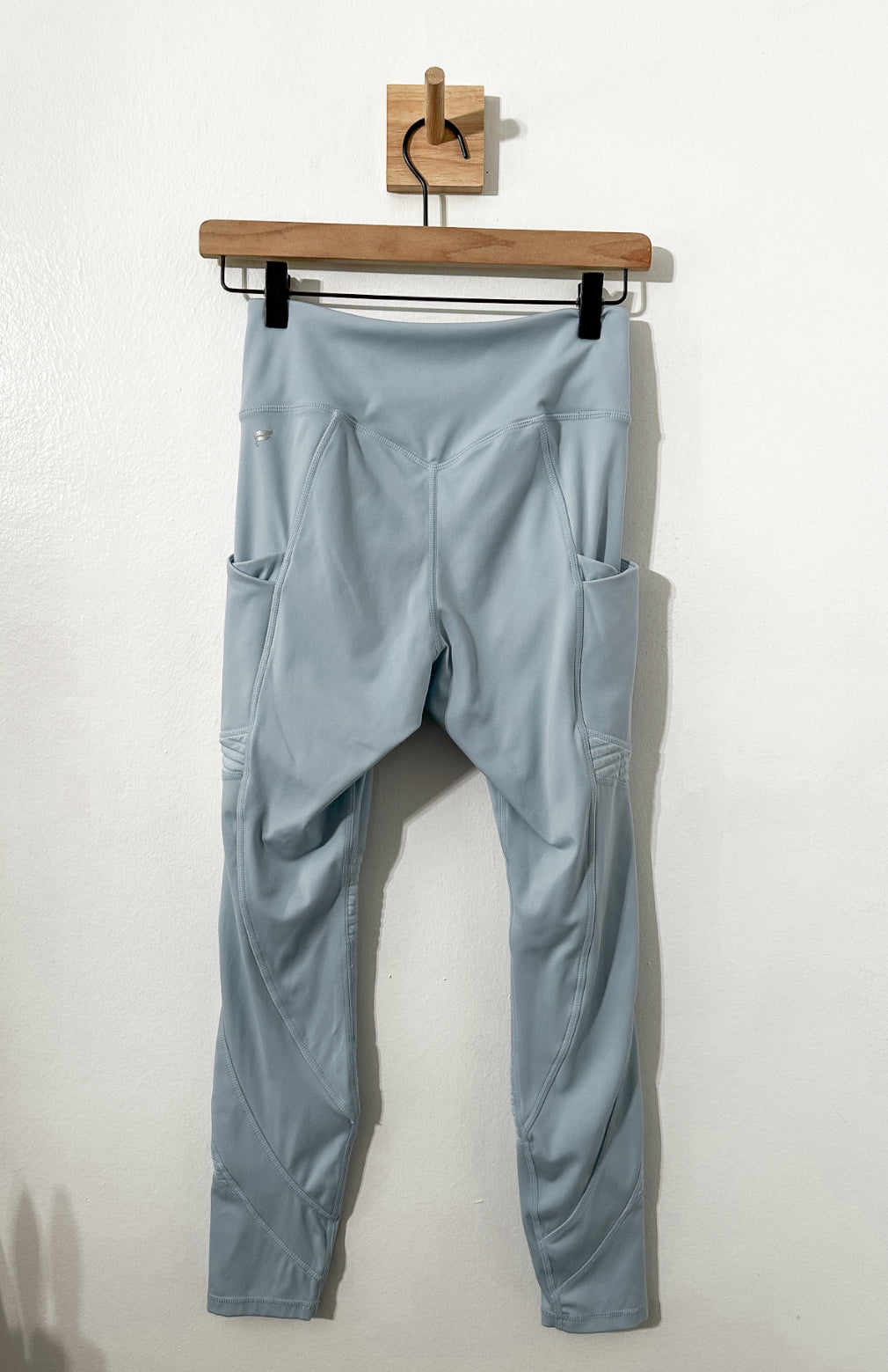 #111 Fabletics Motion 365 Light Blue Moto Leggings Side Pockets No Size Tag XS-Small