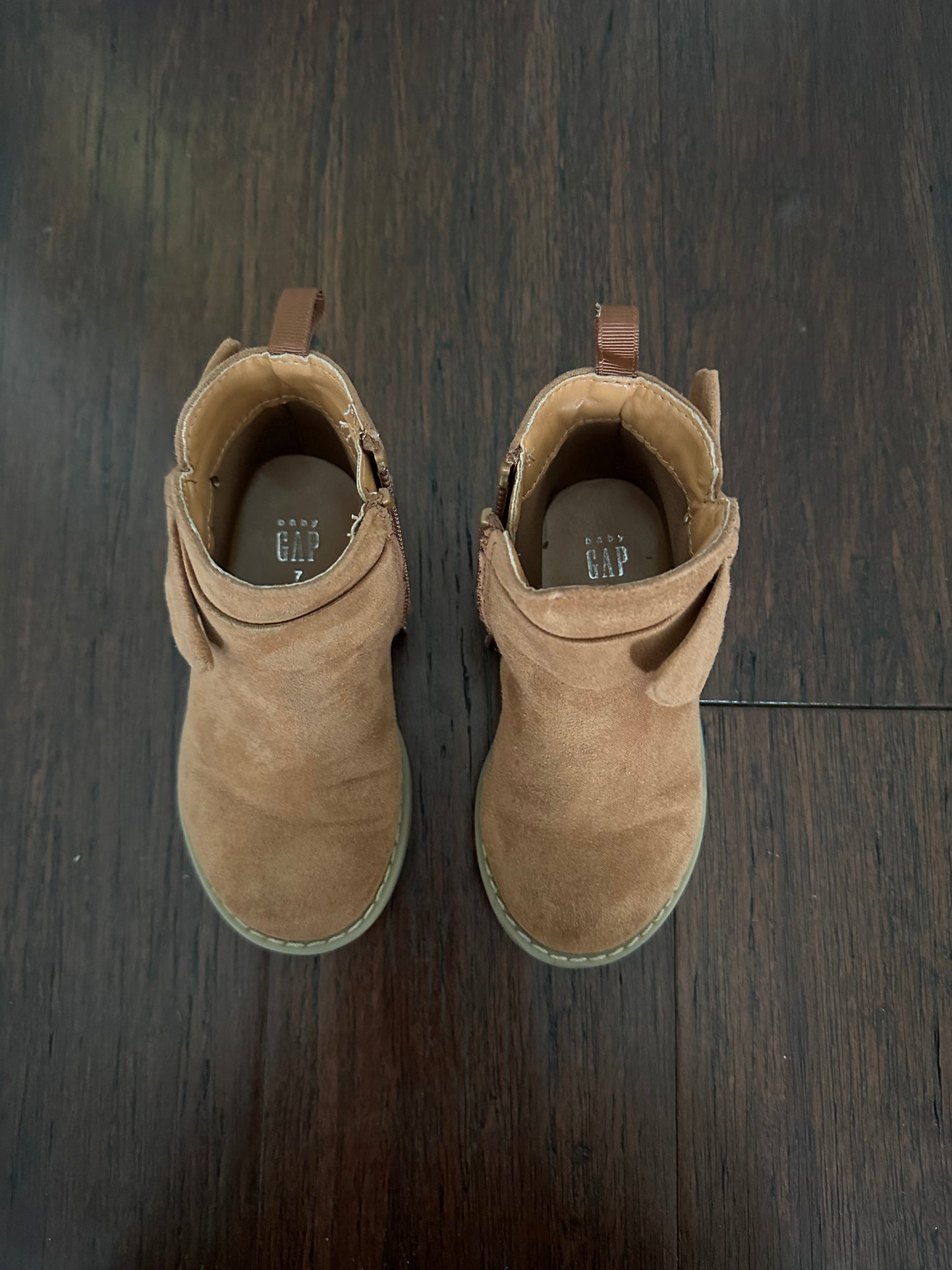 Seller 48, Gap Suede Boots, tan, bow detail, EUC, Girls size 7 *REDUCED*