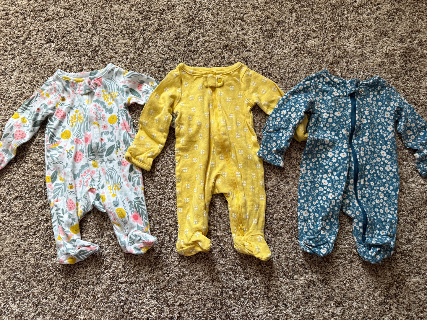 SELLER #6 Carters Newborn (3) Girls Sleepers