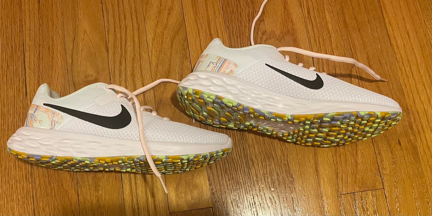 Seller 202 - NEW - Nike shoes - size 7.5