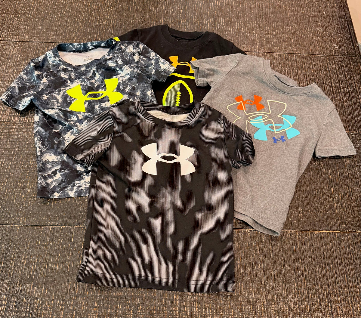 #66 Boys 2T Under Armour UA Short Sleeve Shirt Bundle (4)