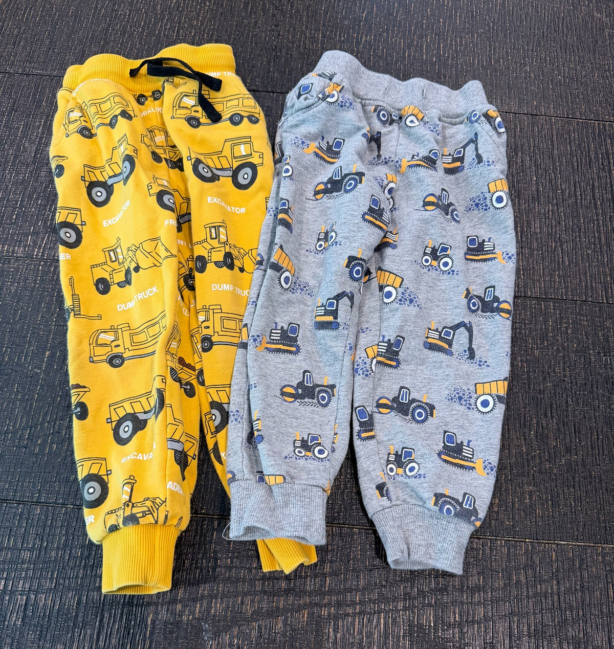 #66 Gleaming Grain Boys 3T Sweatpants