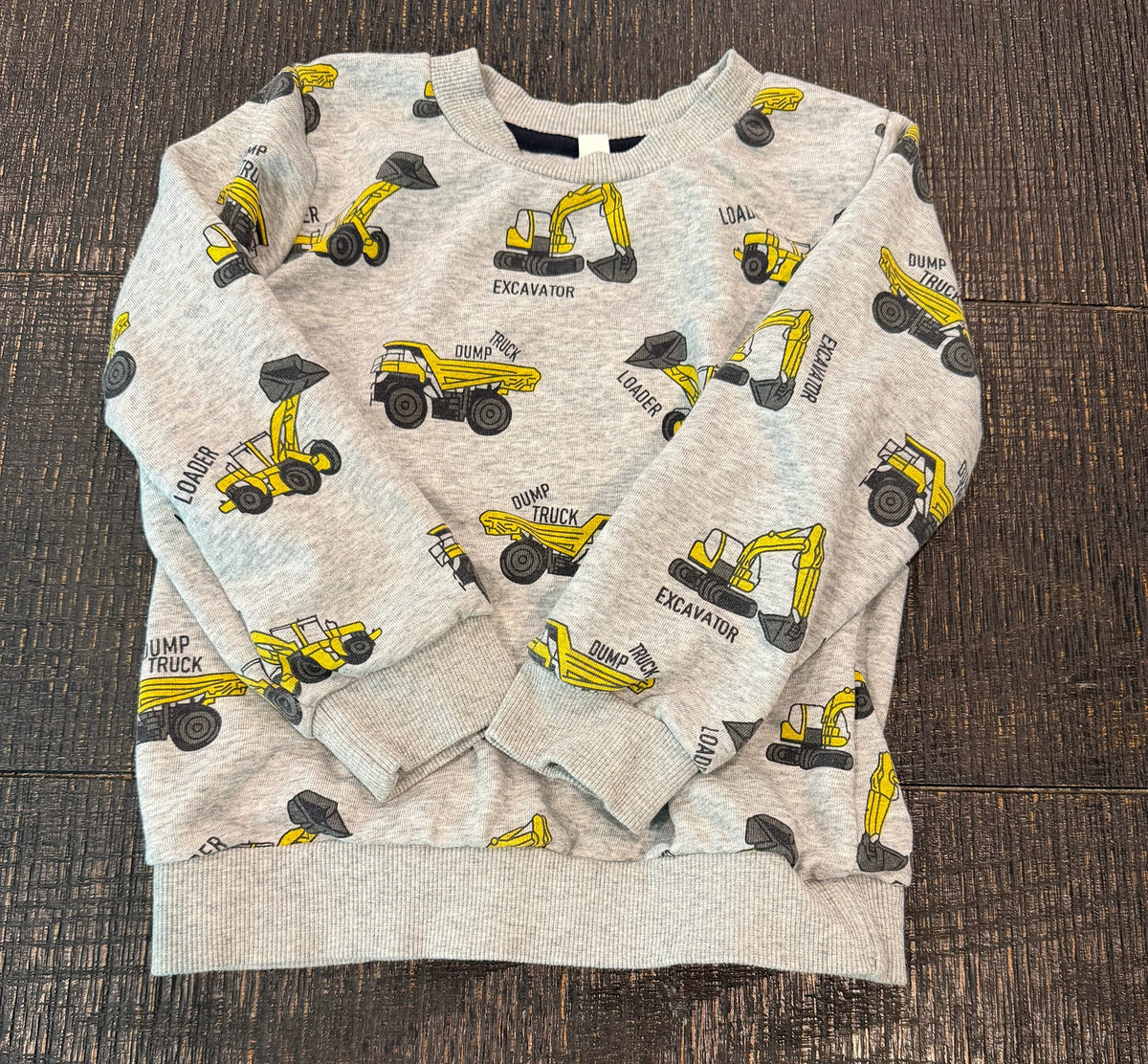 #66 Akyzic Boys 4T Truck Sweatshirt