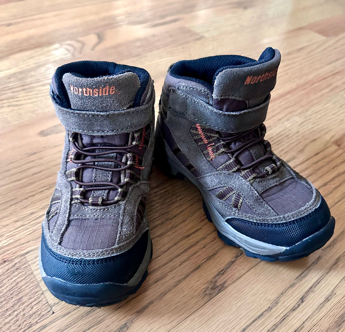 #98- Boys, Northside, Hiking Winter Boots- Size 10