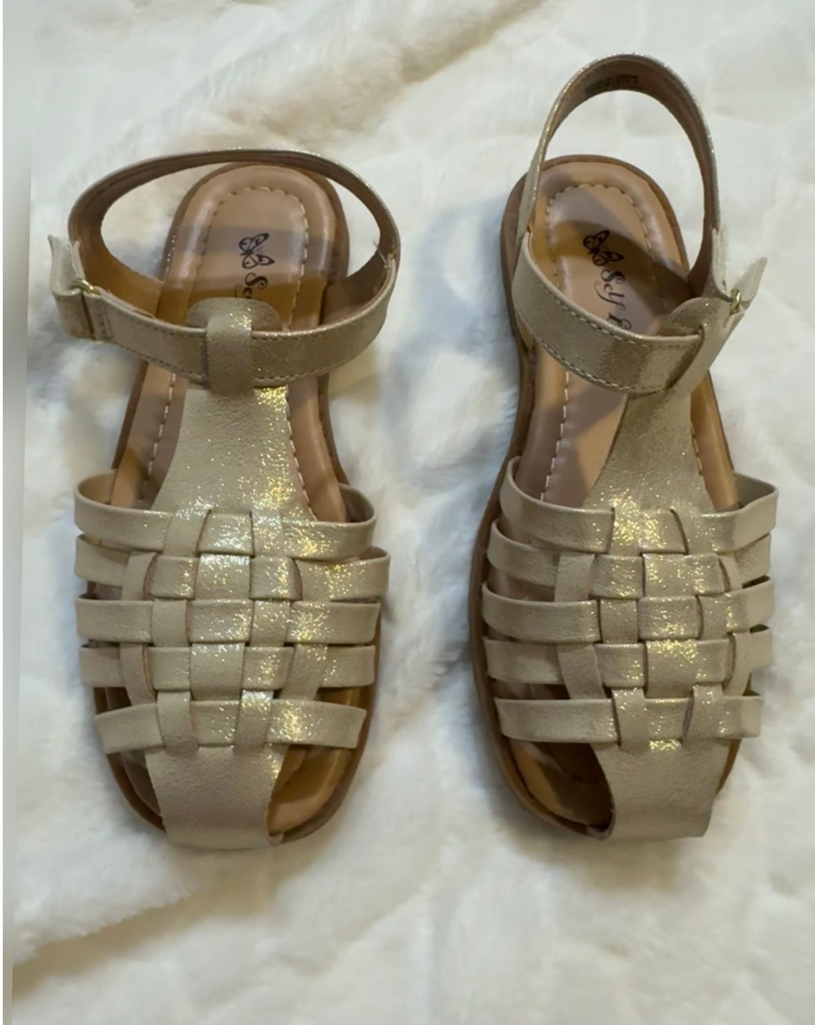 #53 girl sandals size 12