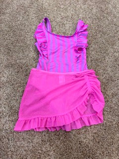 #73 Girls 6/7 cat and jack one piece swimsuit with separate skirt coverup,