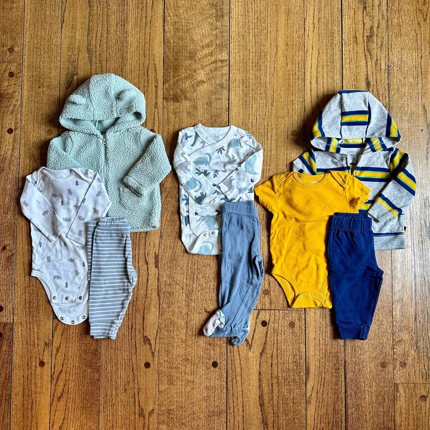 #95 EUC Boys Carter's Just One You Set of 3 Outfits, Blue Dinosaur / Teal Polar Bear / Yellow Stripe, size 6 months
