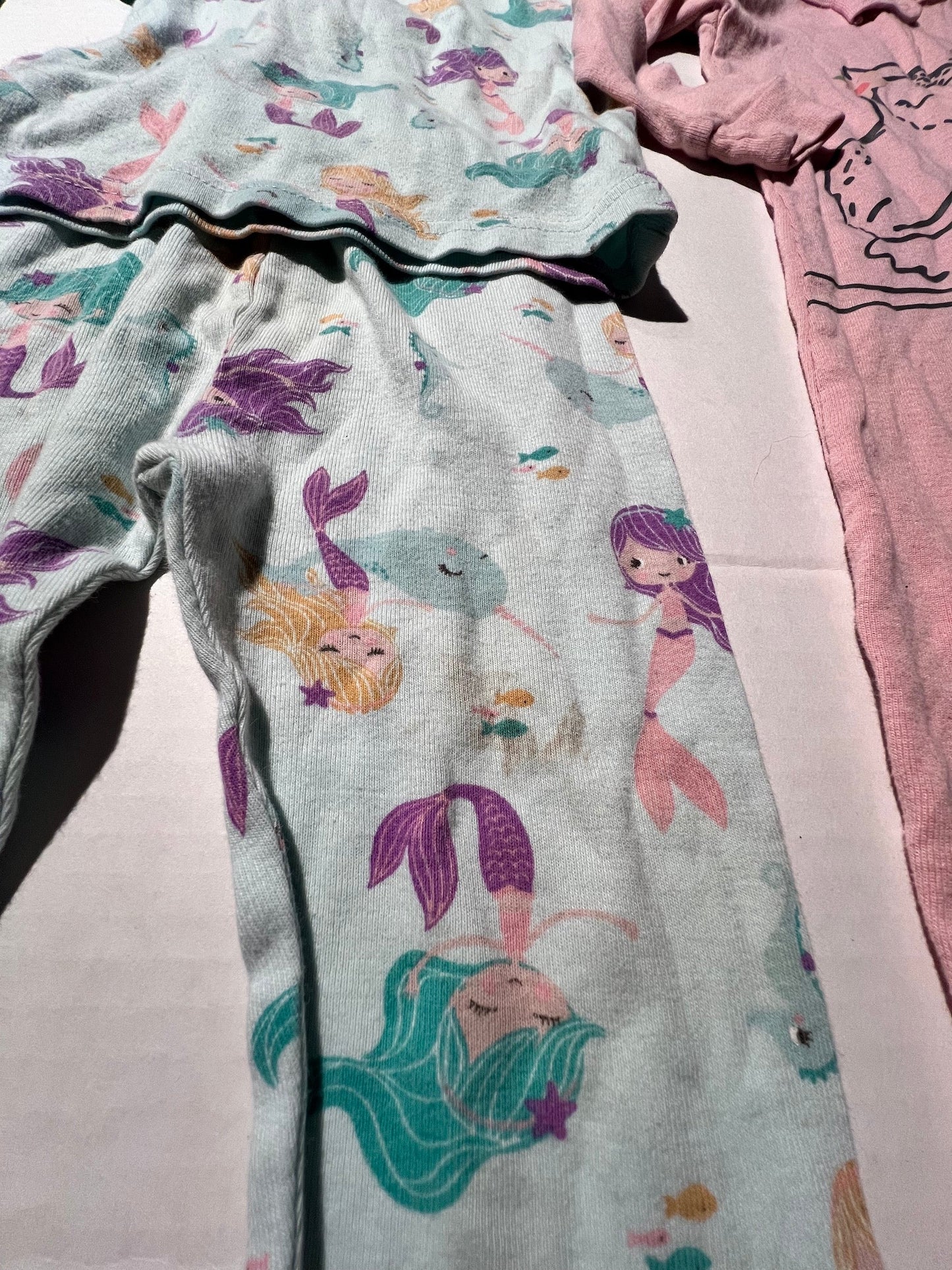 #98 Girls 18mo Pjs