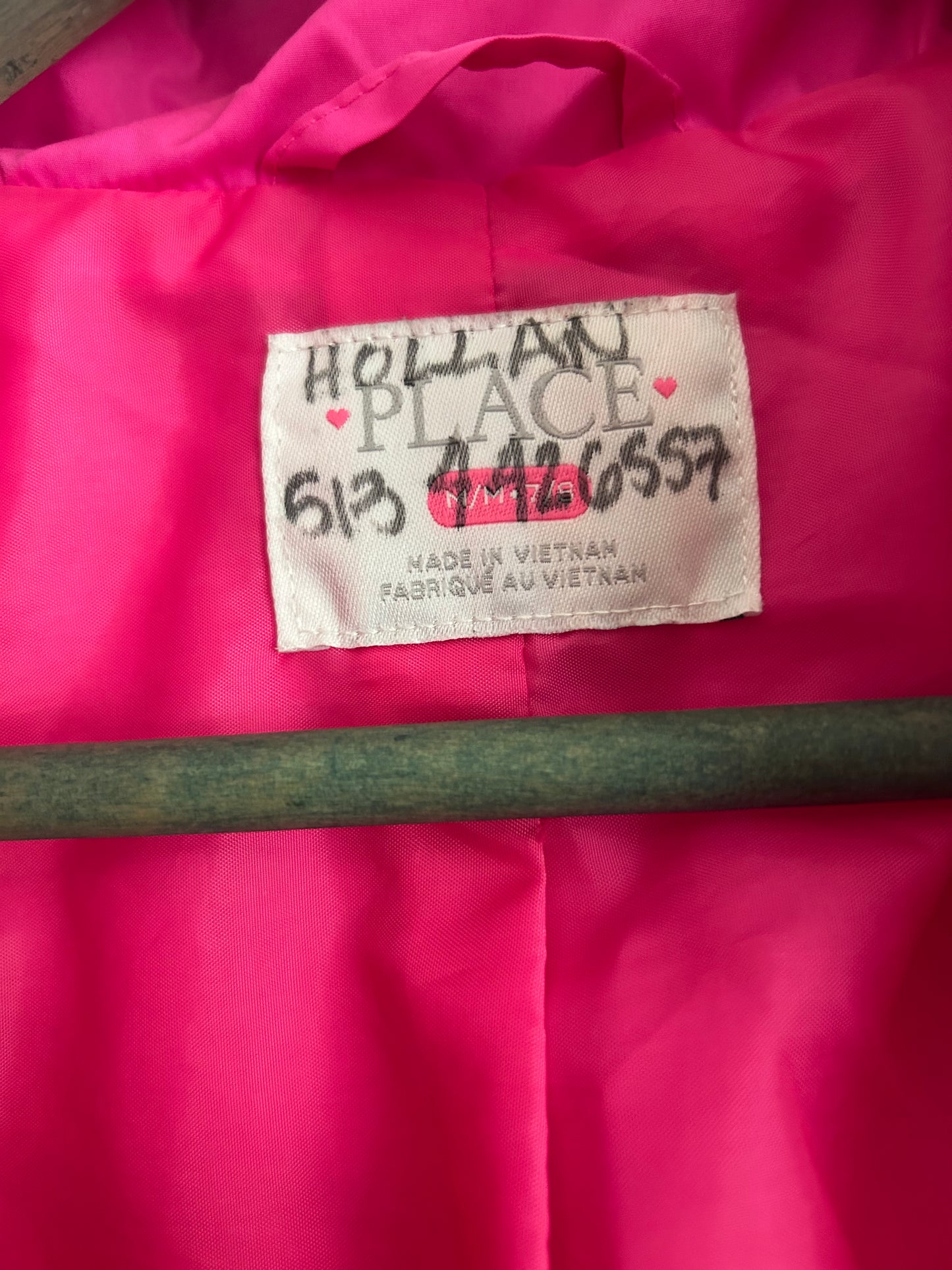 136 EUC Childrens Place Hot Pink Bubble Jacket Size M