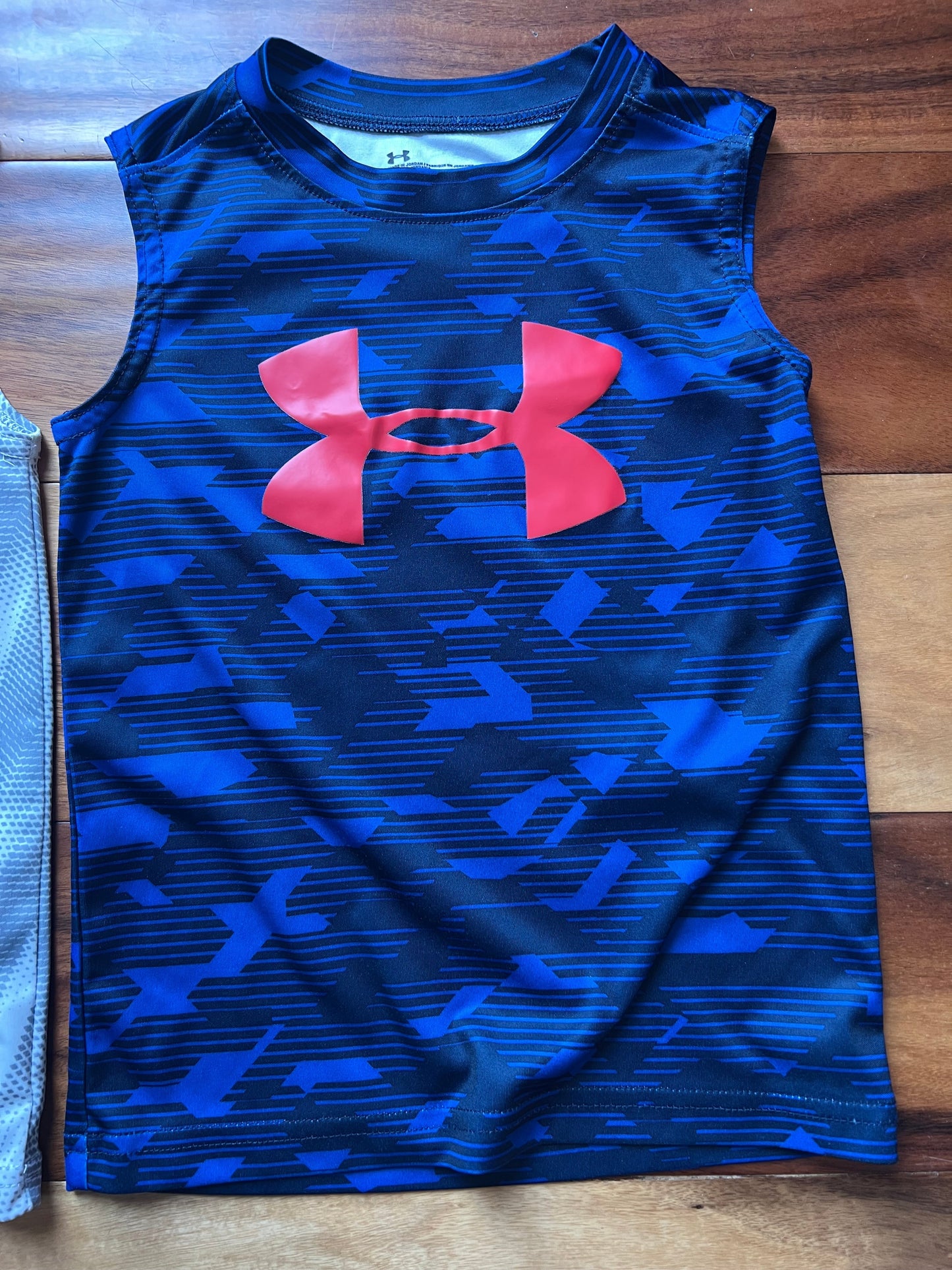 Seller #72 Boys Size 4 Under Armour Set of Tanks - VGUC - Athletic