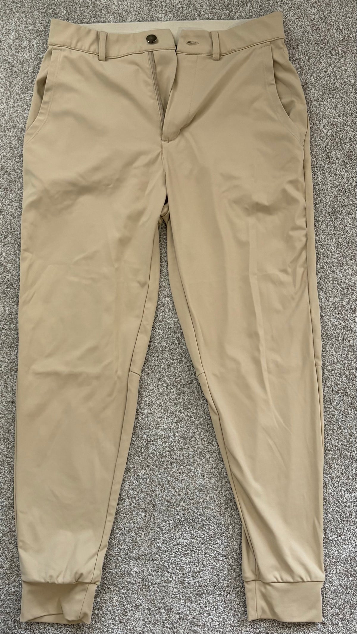 Seller #178 Men’s Khaki Pants Size Small