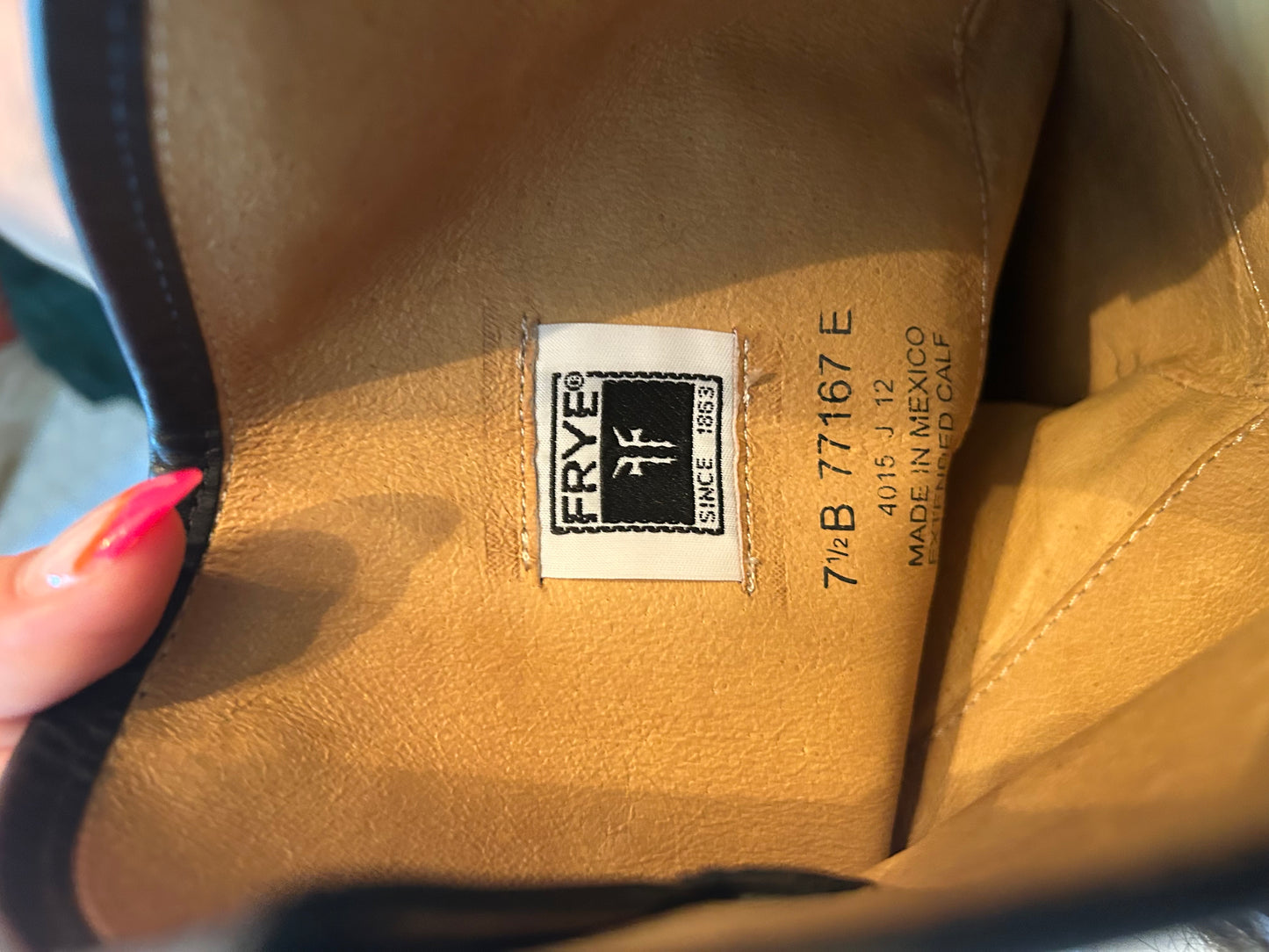 136 EUC Frye Boots size 7.5