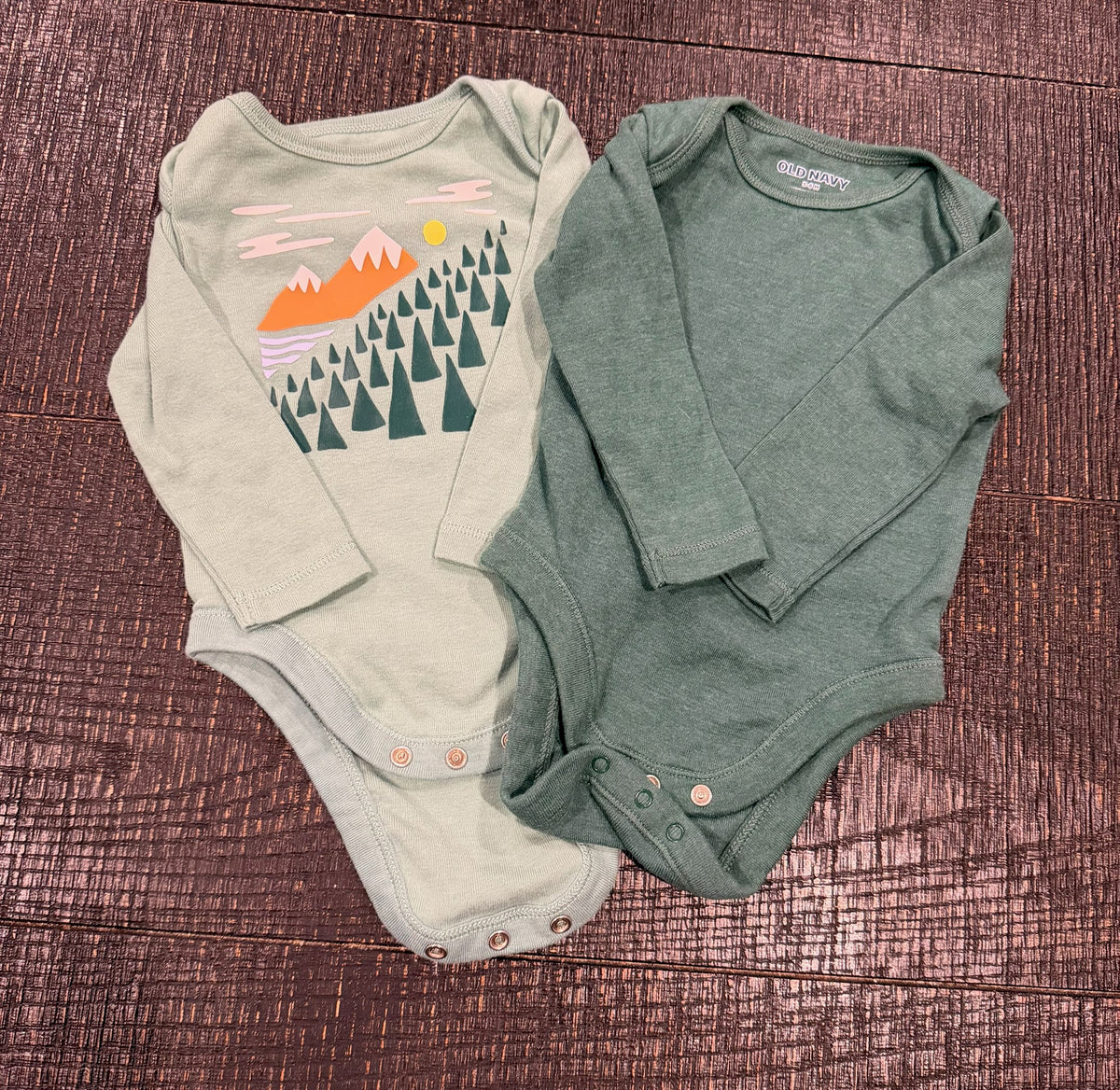 #66 Old Navy 3-6M Green Onesie Bundle (2)