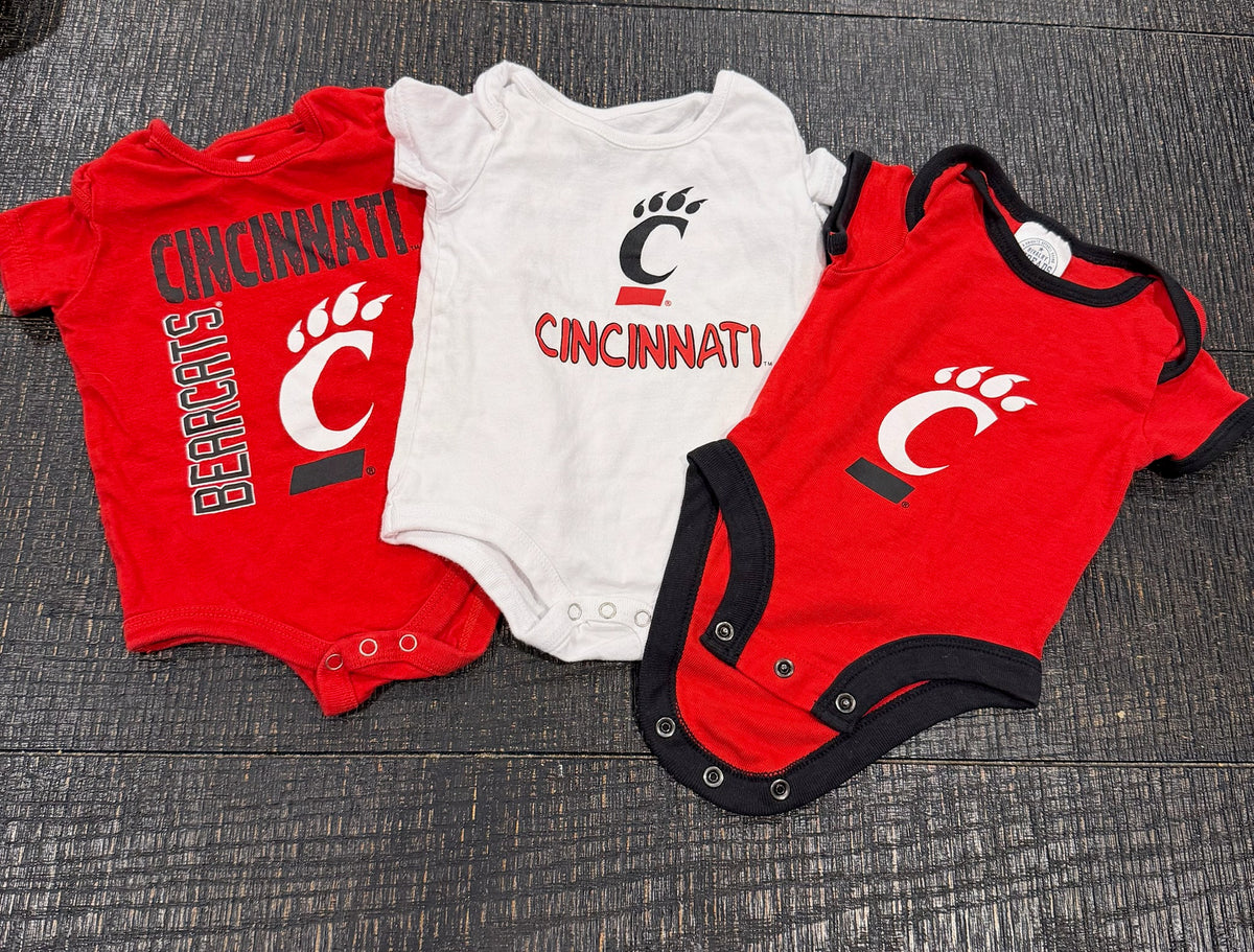 #66 Cincinnati Bearcat 0-3M Onesie Bundle (3)