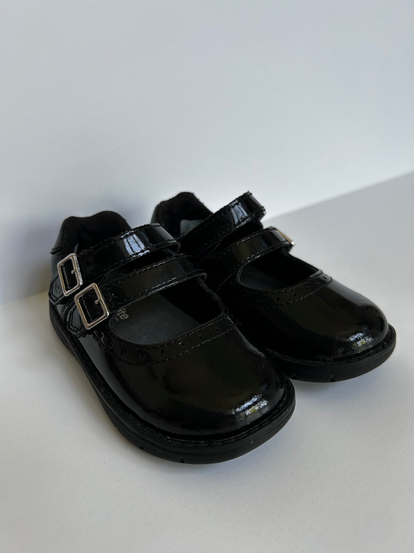 Seller #105 - Size 9.5W Girls Black Patent Leather Stride Rite Mary Janes NWOT
